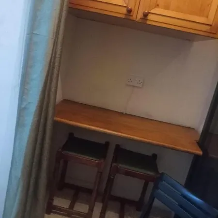 Bugibba Front Butts Inn Bed Sit * 세인트폴스베이